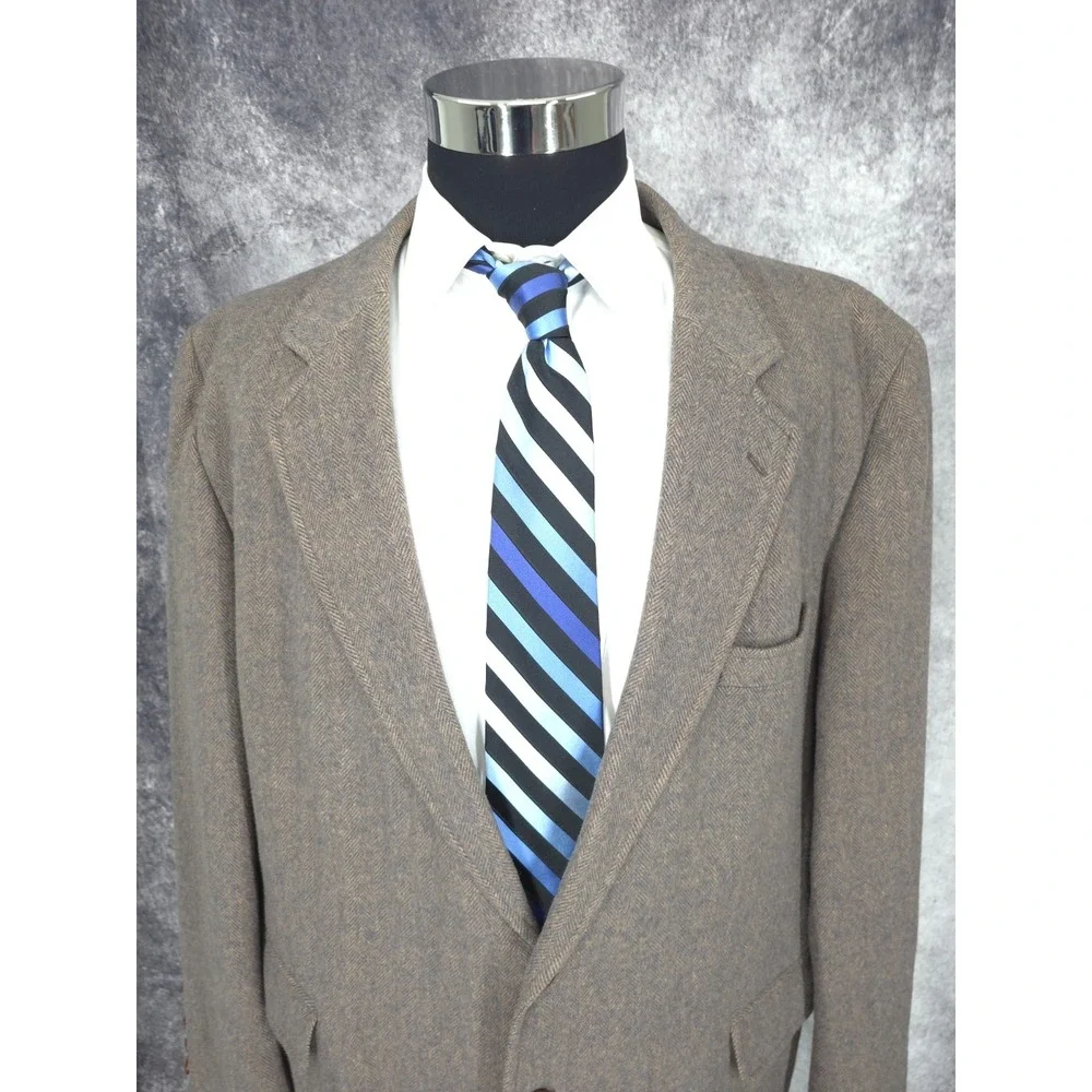 English Manor Tweed Blazer Jacket Mens 48 L‎ Brown Sport Coat 2 B Wooden Buttons